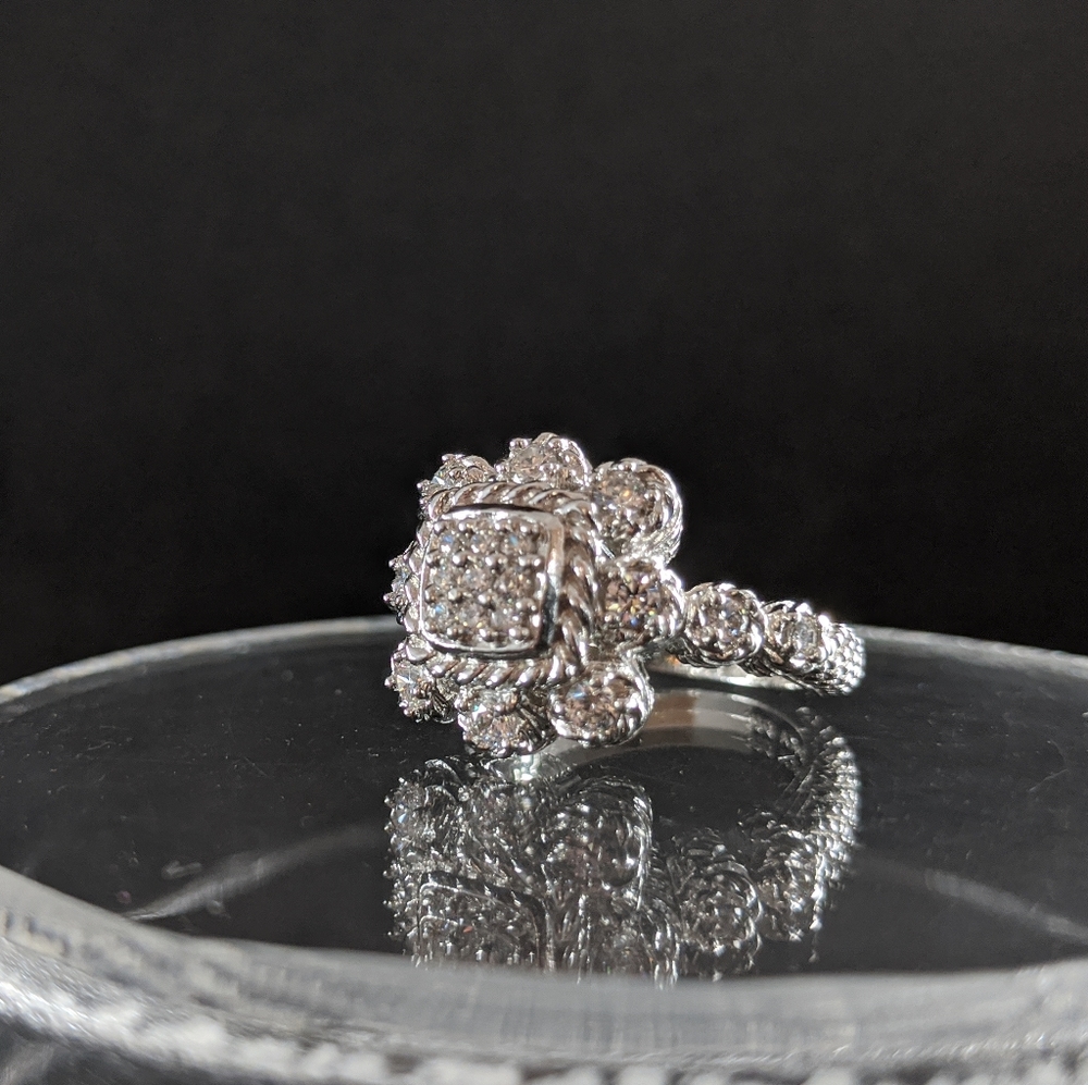 Judith Ripka Silver Floral Cluster Ring - Picture 2 of 12